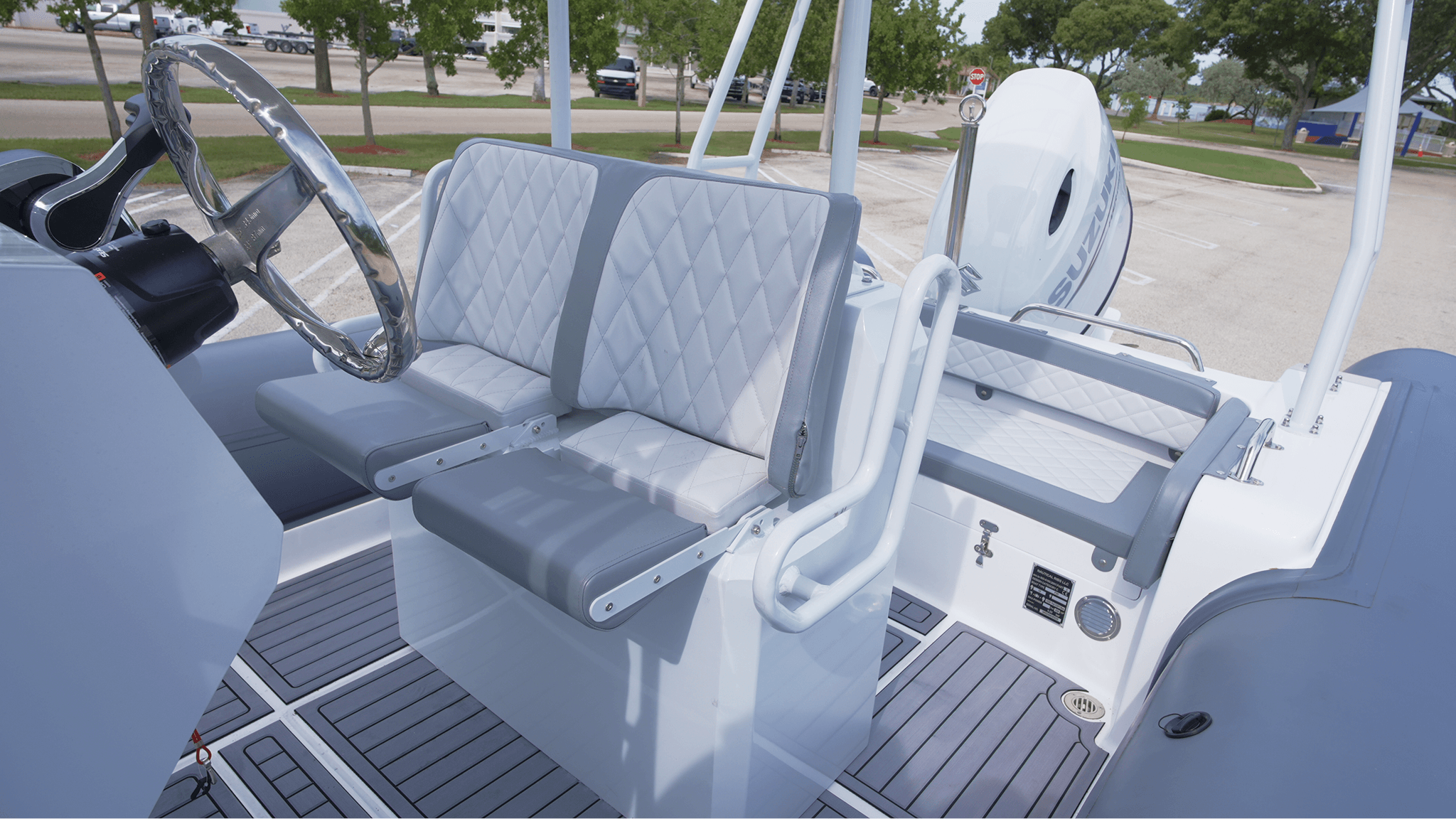 Nauti F25 — photo 2